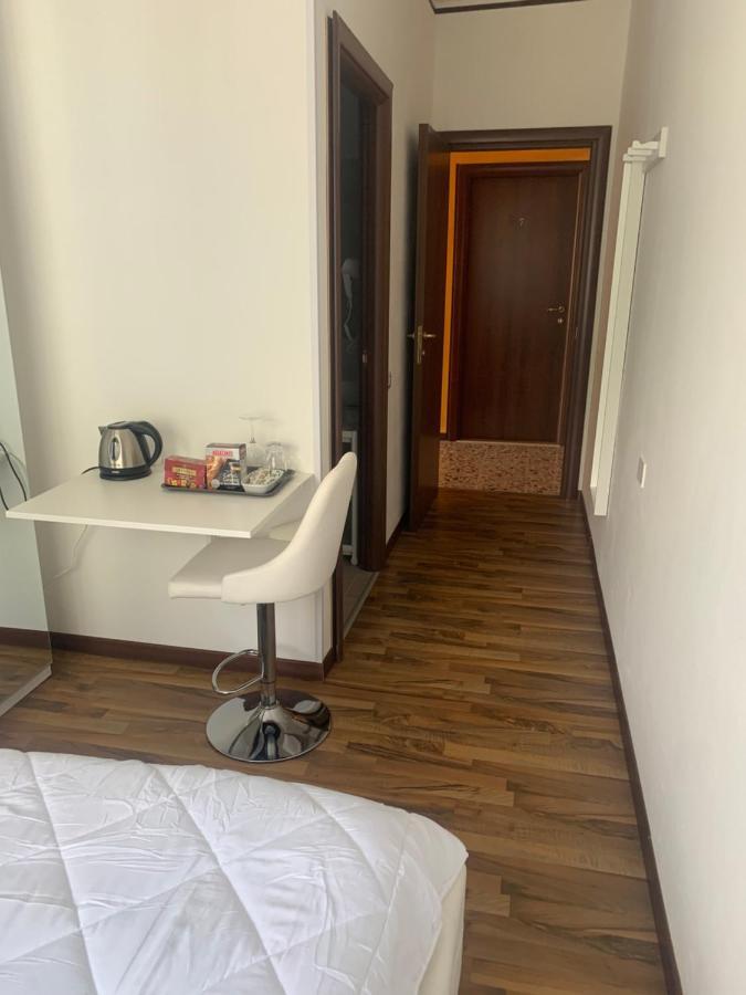 Albergo Al Lago Anfo Eksteriør bilde